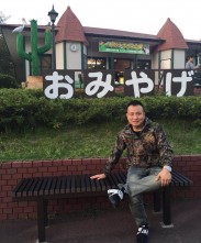98.4哈广文艺台-卫东